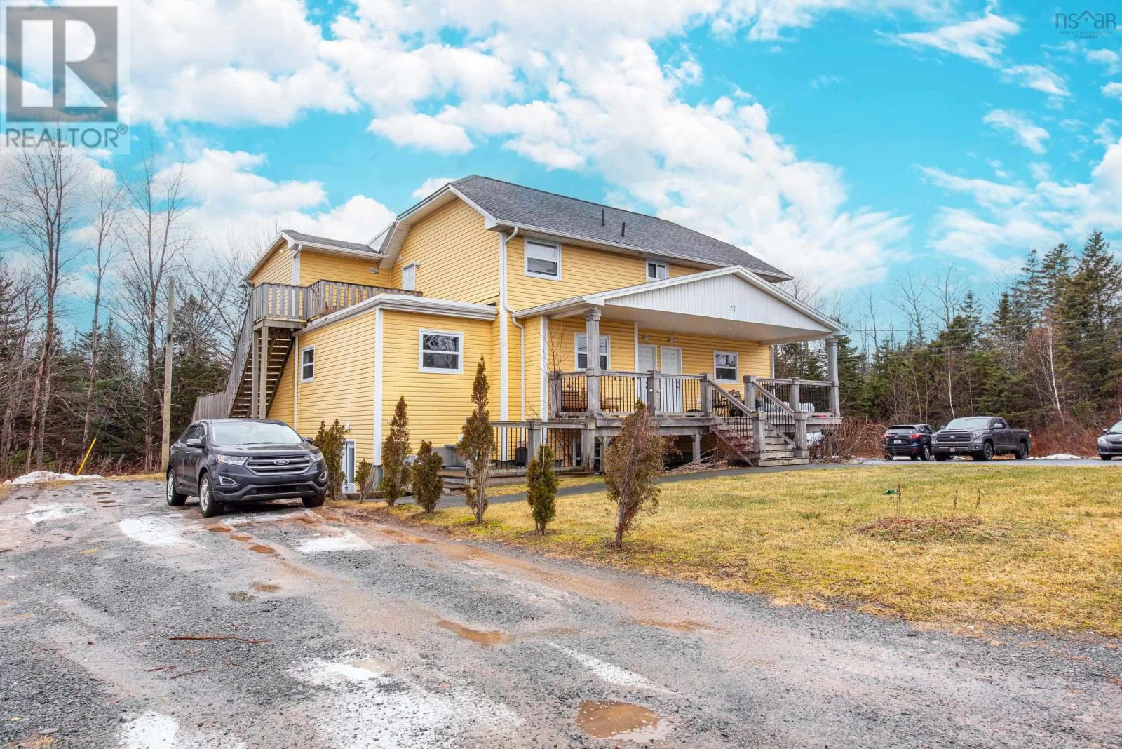 27 Beaver Crescent, Cole Harbour, Nova Scotia  B2V 1C8 - Photo 2 - 202502155