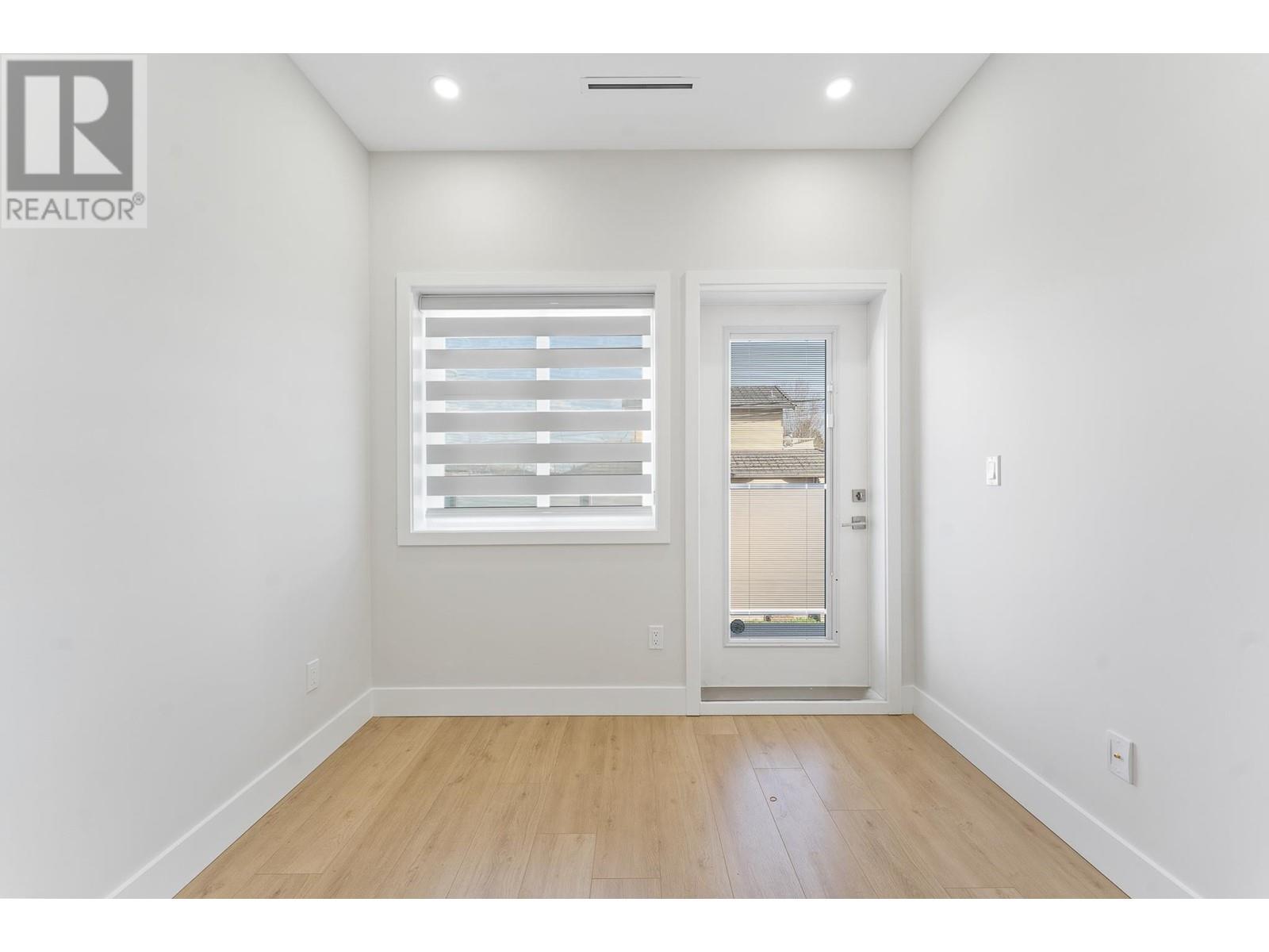 Listing Picture 10 of 15 : 6082 VICTORIA DRIVE, Vancouver / 溫哥華 - 魯藝地產 Yvonne Lu Group - MLS Medallion Club Member