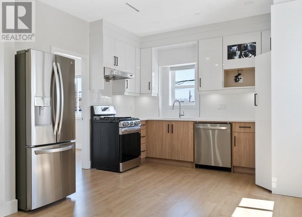 Listing Picture 3 of 15 : 6082 VICTORIA DRIVE, Vancouver / 溫哥華 - 魯藝地產 Yvonne Lu Group - MLS Medallion Club Member