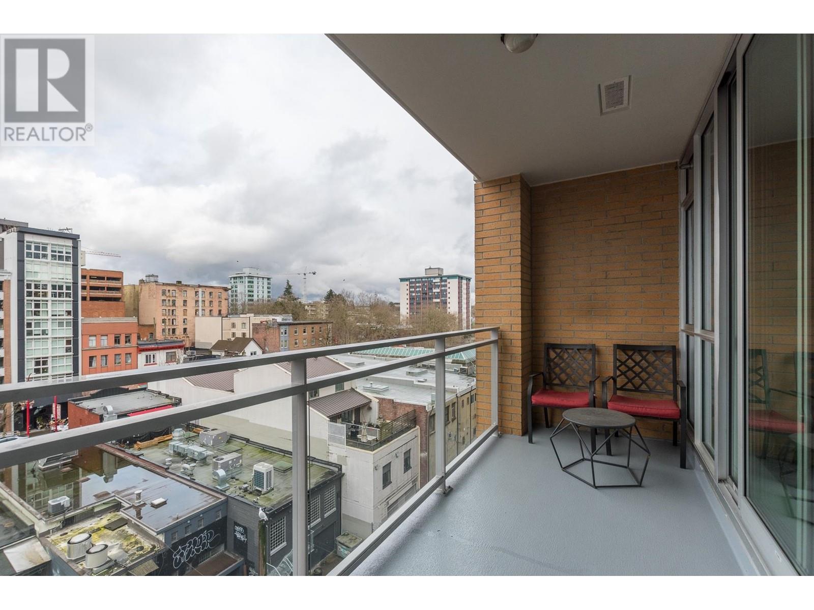 Listing Picture 22 of 29 : 714 221 UNION STREET, Vancouver / 溫哥華 - 魯藝地產 Yvonne Lu Group - MLS Medallion Club Member