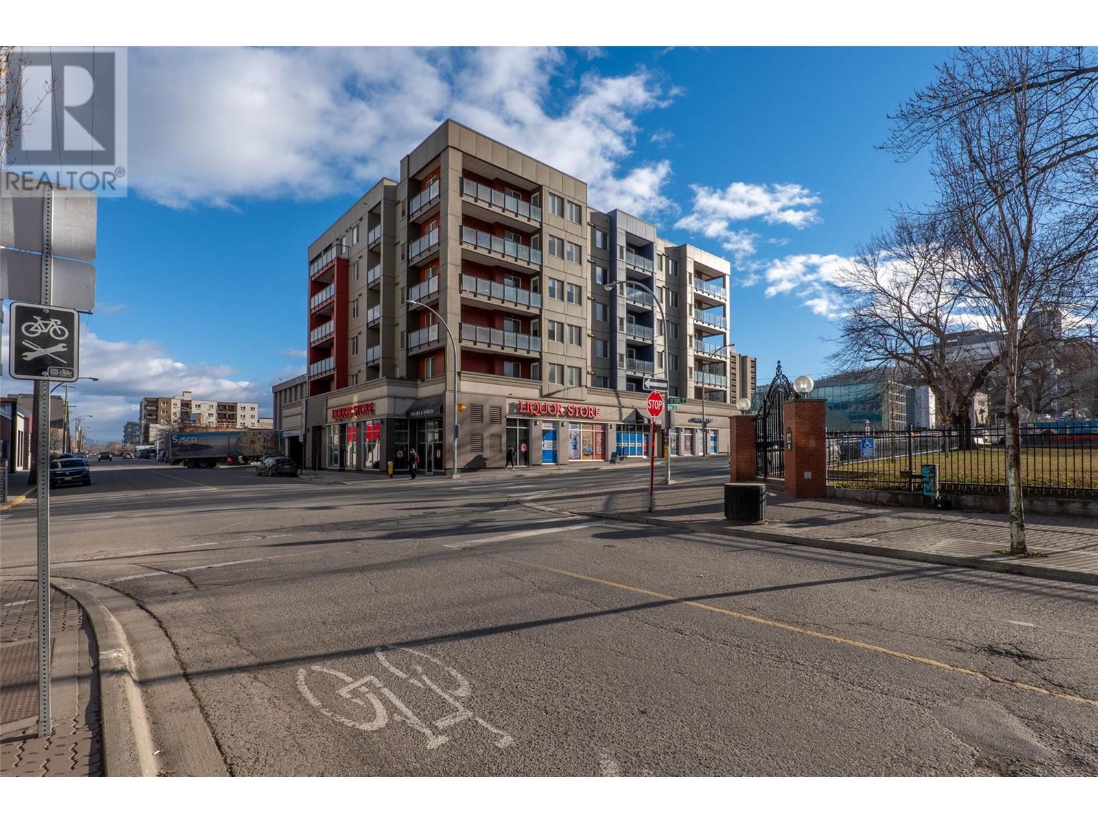 301/309 St Paul Street, kamloops, British Columbia V2C2J5