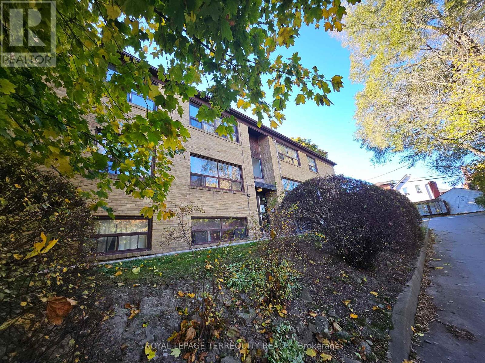 6 - 450 Arlington Avenue, Toronto, Ontario  M6C 3A2 - Photo 35 - C11950972
