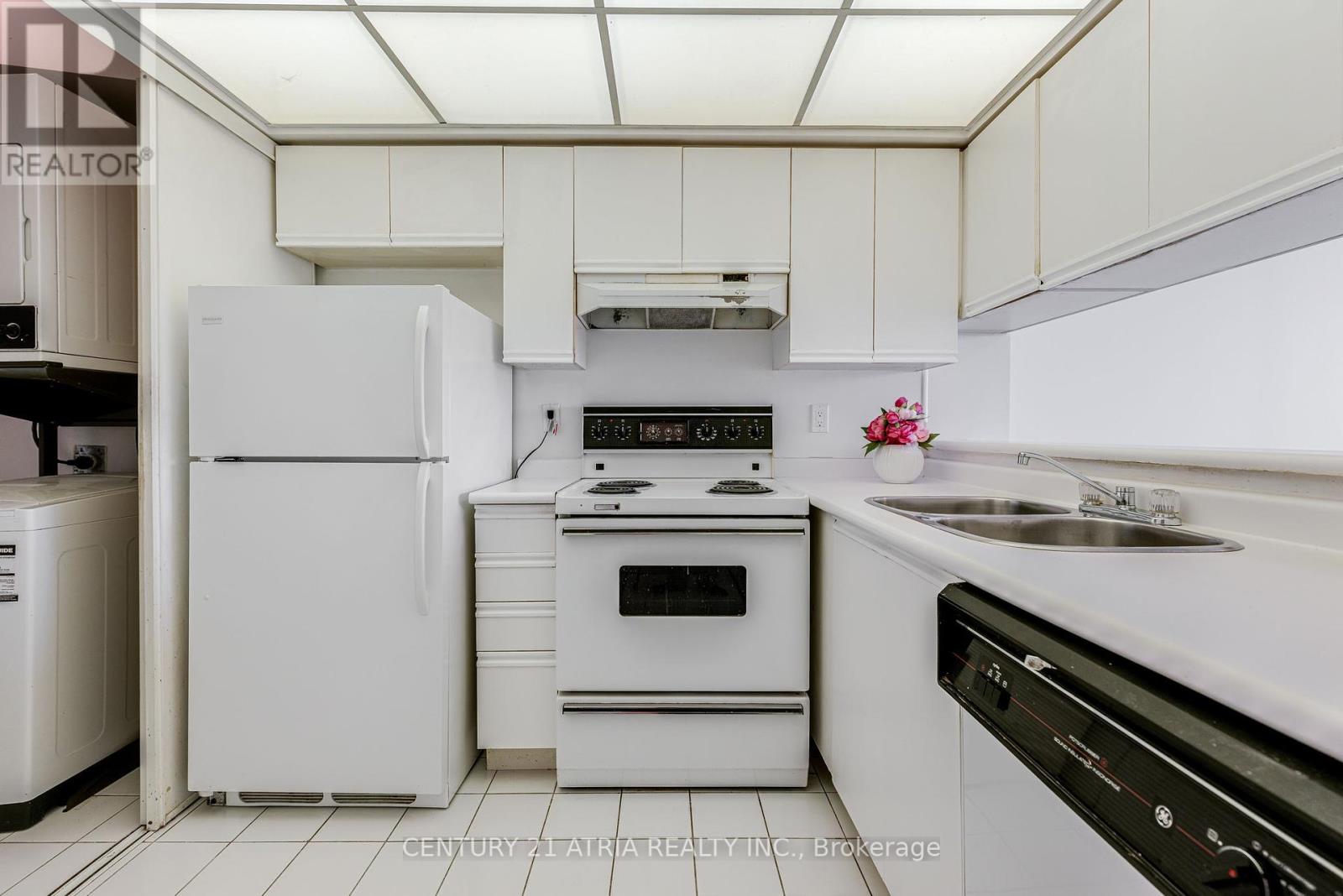 Property at 1011 - 309 MAJOR MACKENZIE DRIVE image 5