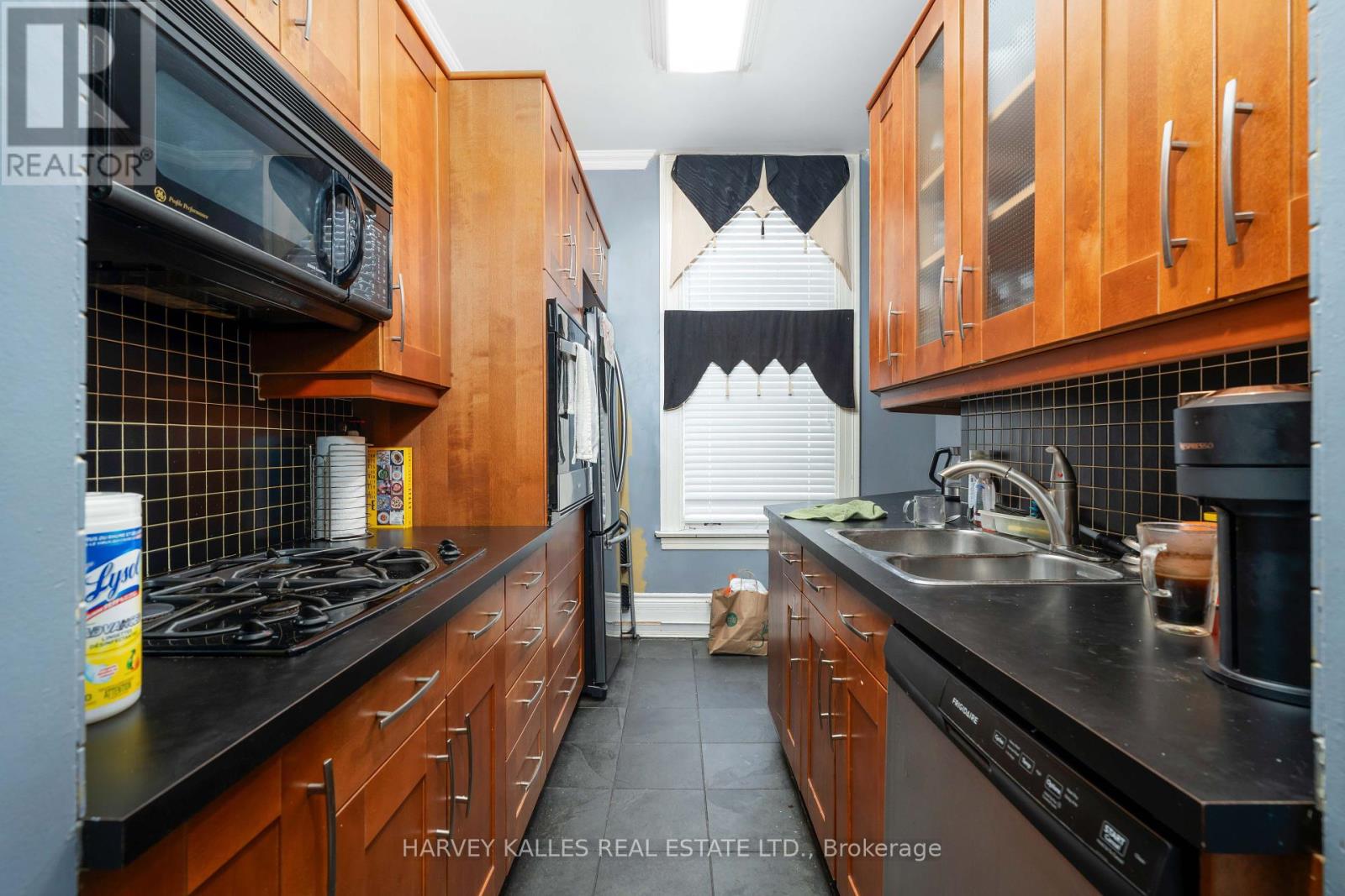 142 Bedford Road, Toronto, Ontario  M5R 2K2 - Photo 10 - C11952436