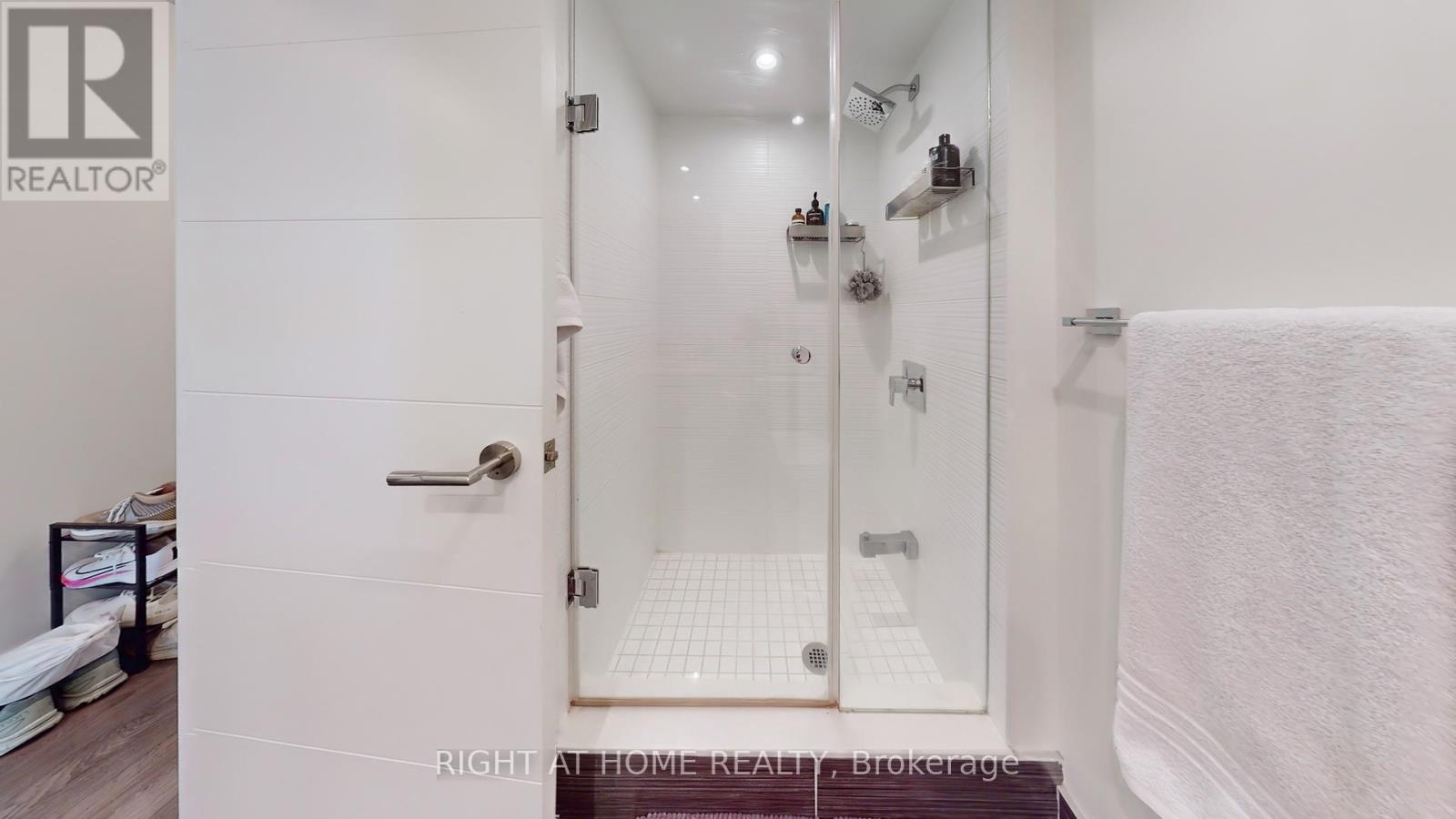 1223 - 525 Adelaide Street W, Toronto, Ontario  M5V 0N7 - Photo 11 - C11952464