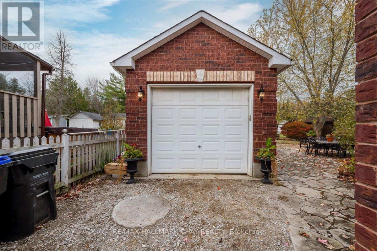 1048 Fern Road, Innisfil, Ontario  L0L 1C0 - Photo 25 - N11950705