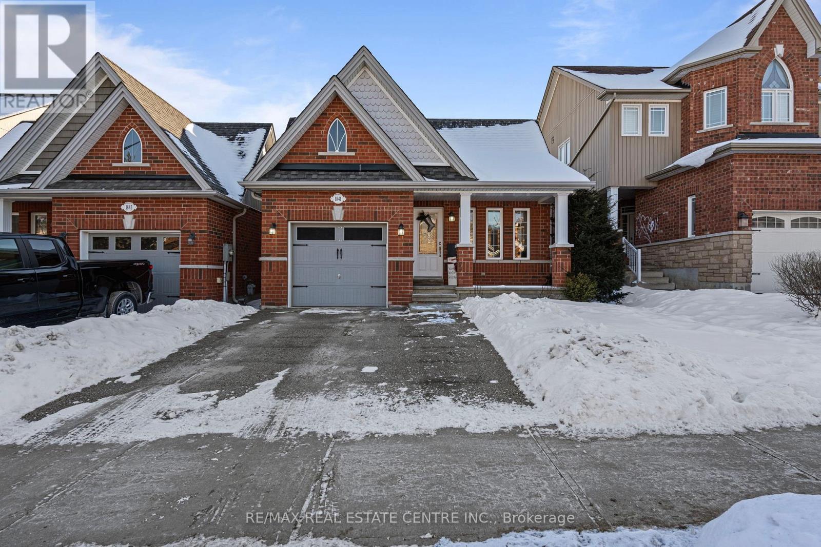 1841 LAMSTONE STREET, Innisfil, Ontario