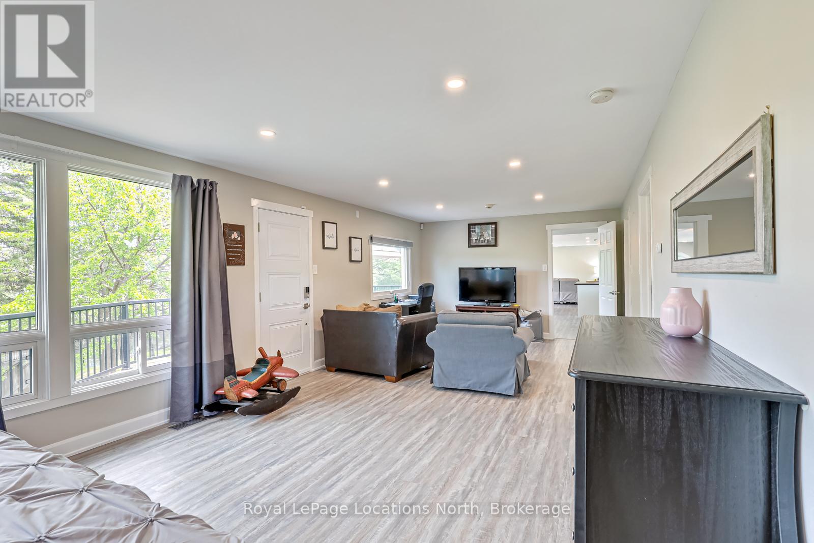 1628 River Road W, Wasaga Beach, Ontario  L9Z 2S3 - Photo 21 - S11948726