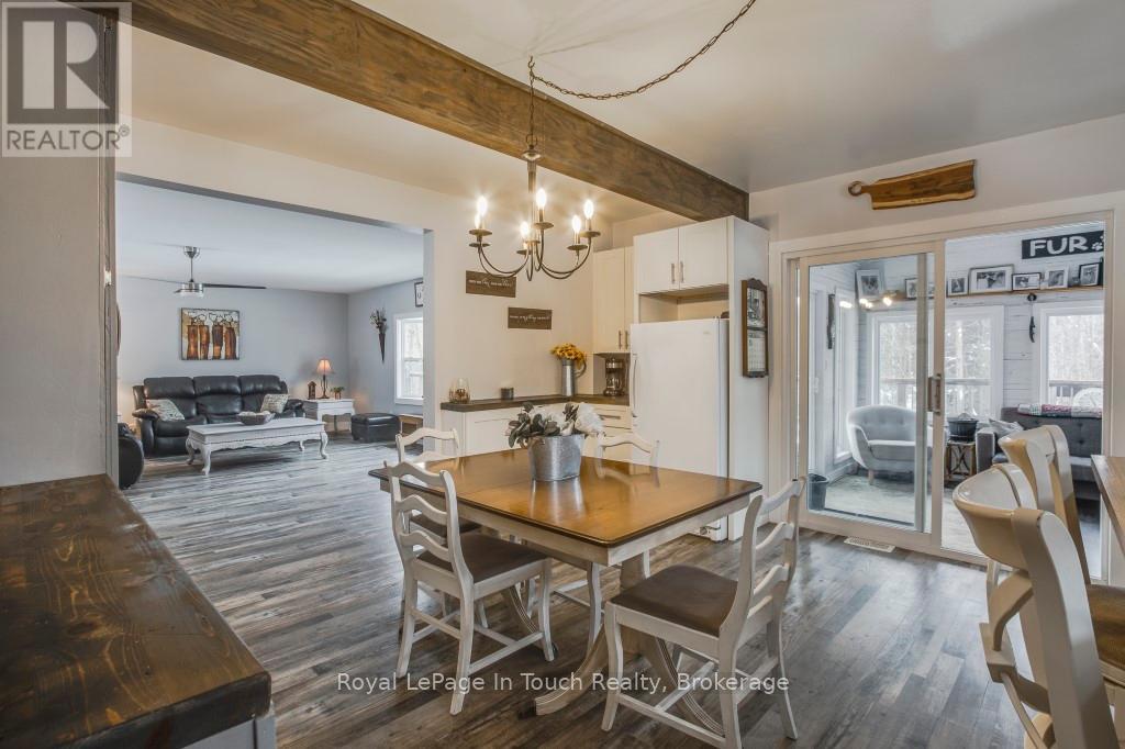 36 Meadows Avenue, Tay, Ontario  L0K 2C0 - Photo 15 - S11952446