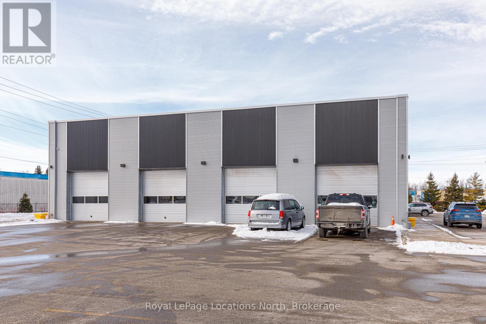 100 - 245 Raglan Street E, Collingwood, Ontario  L9Y 5P9 - Photo 2 - S11952484