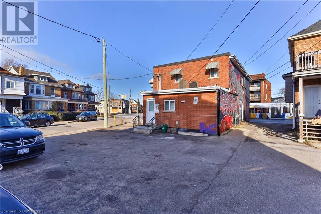 Property at 1256 KING Street E image 4