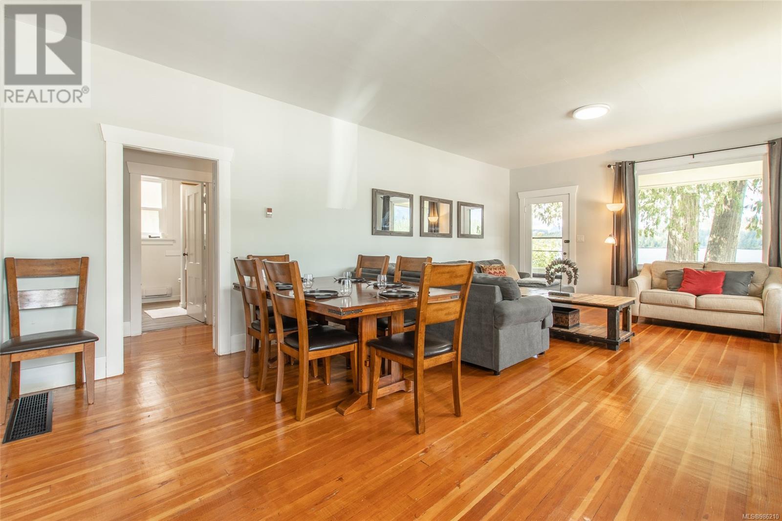Property at 8585 Bothwell Rd image 4