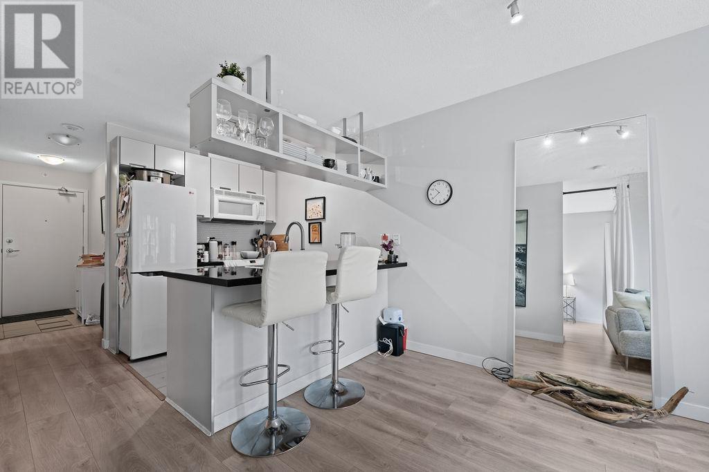 Listing Picture 7 of 31 : 1105 1082 SEYMOUR STREET, Vancouver / 溫哥華 - 魯藝地產 Yvonne Lu Group - MLS Medallion Club Member