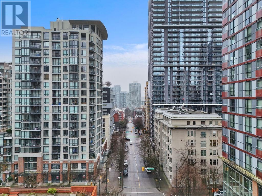 Listing Picture 30 of 31 : 1105 1082 SEYMOUR STREET, Vancouver / 溫哥華 - 魯藝地產 Yvonne Lu Group - MLS Medallion Club Member