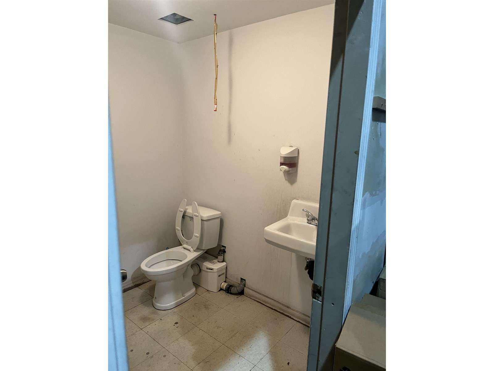 11 13015 84 Avenue, Surrey, British Columbia  V3W 1B3 - Photo 8 - C8065251