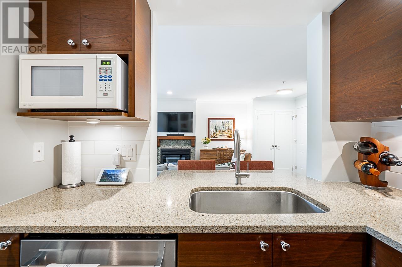 Listing Picture 12 of 31 : N101 628 W 13TH AVENUE, Vancouver / 溫哥華 - 魯藝地產 Yvonne Lu Group - MLS Medallion Club Member