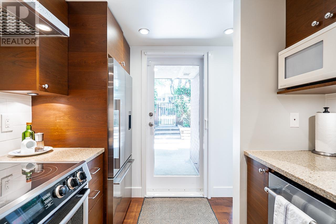 Listing Picture 13 of 31 : N101 628 W 13TH AVENUE, Vancouver / 溫哥華 - 魯藝地產 Yvonne Lu Group - MLS Medallion Club Member