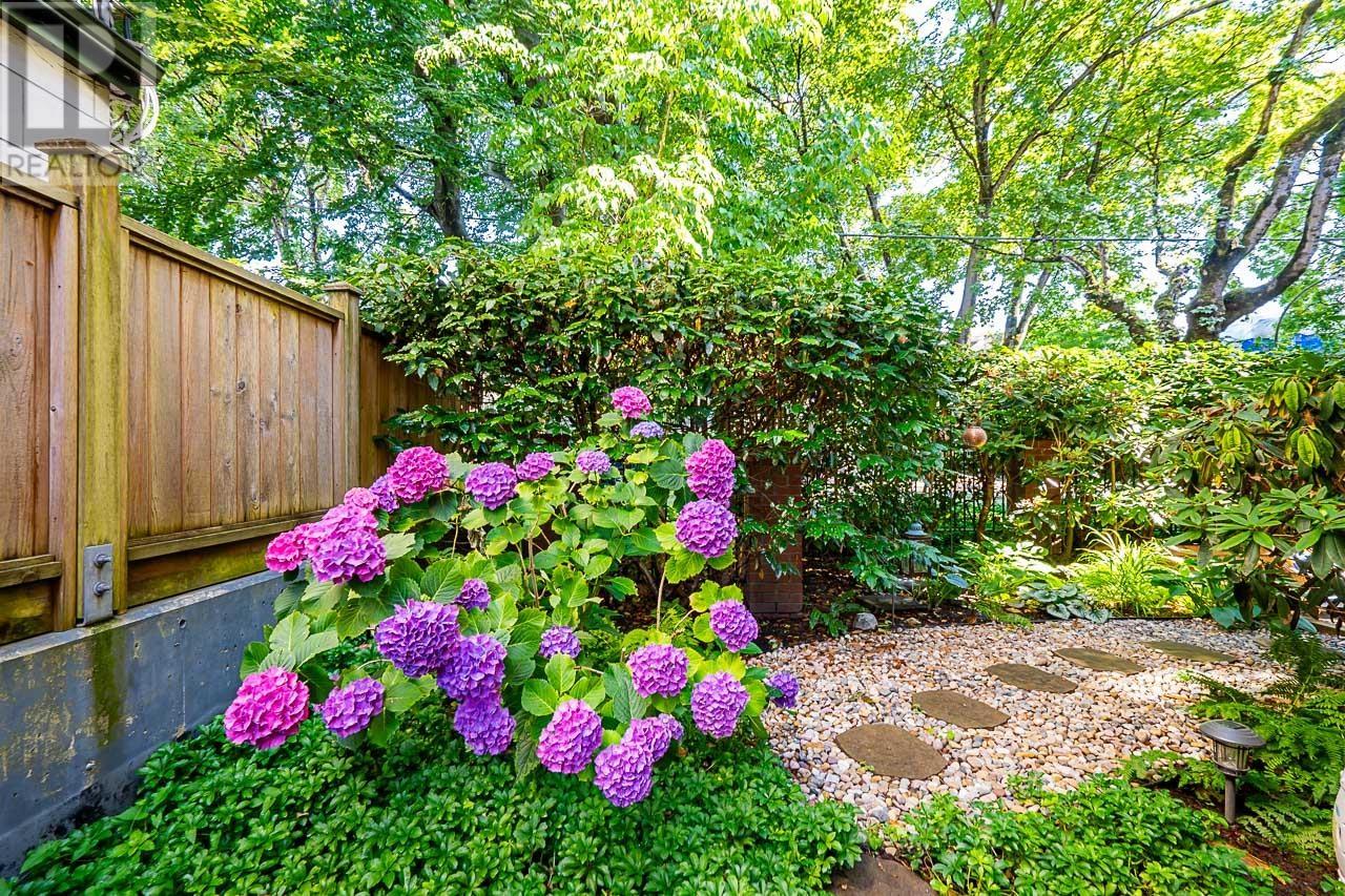 Listing Picture 26 of 31 : N101 628 W 13TH AVENUE, Vancouver / 溫哥華 - 魯藝地產 Yvonne Lu Group - MLS Medallion Club Member