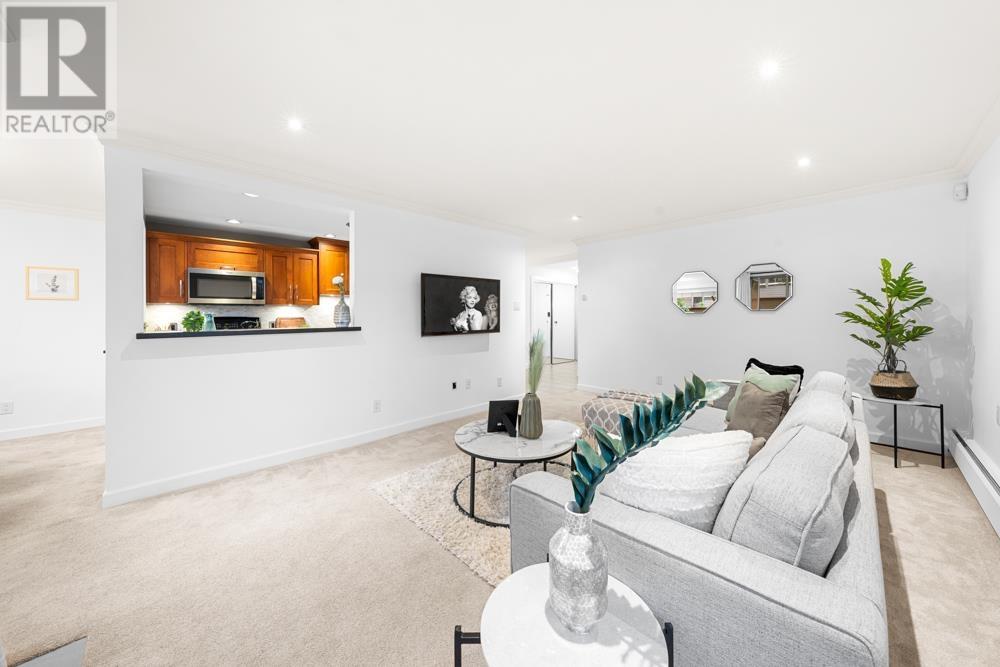 Listing Picture 10 of 38 : 110 1777 W 13TH AVENUE, Vancouver / 溫哥華 - 魯藝地產 Yvonne Lu Group - MLS Medallion Club Member