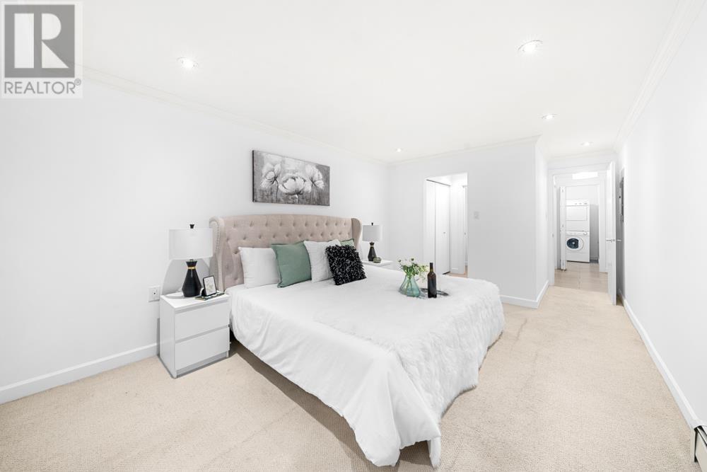 Listing Picture 32 of 38 : 110 1777 W 13TH AVENUE, Vancouver / 溫哥華 - 魯藝地產 Yvonne Lu Group - MLS Medallion Club Member