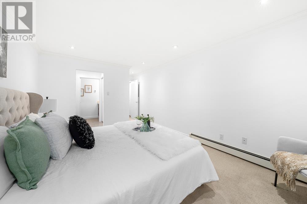 Listing Picture 33 of 38 : 110 1777 W 13TH AVENUE, Vancouver / 溫哥華 - 魯藝地產 Yvonne Lu Group - MLS Medallion Club Member