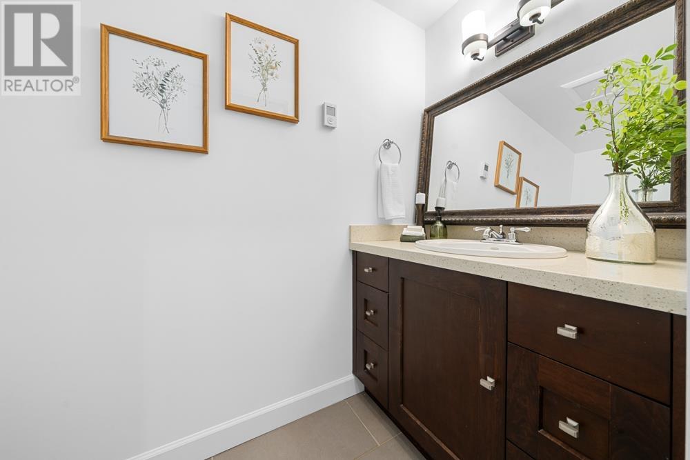 Listing Picture 35 of 38 : 110 1777 W 13TH AVENUE, Vancouver / 溫哥華 - 魯藝地產 Yvonne Lu Group - MLS Medallion Club Member