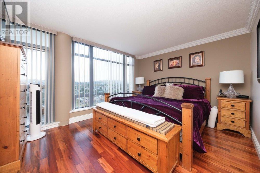 Listing Picture 13 of 34 : 1802 4425 HALIFAX STREET, Burnaby / 本拿比 - 魯藝地產 Yvonne Lu Group - MLS Medallion Club Member