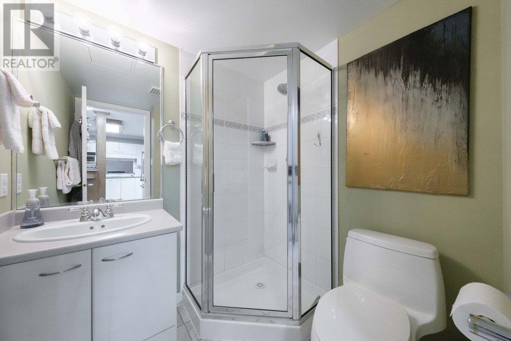 Listing Picture 18 of 34 : 1802 4425 HALIFAX STREET, Burnaby / 本拿比 - 魯藝地產 Yvonne Lu Group - MLS Medallion Club Member