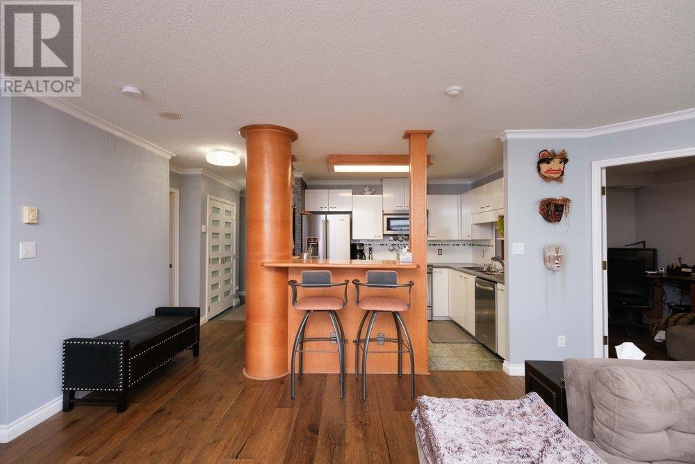 Listing Picture 3 of 34 : 1802 4425 HALIFAX STREET, Burnaby / 本拿比 - 魯藝地產 Yvonne Lu Group - MLS Medallion Club Member