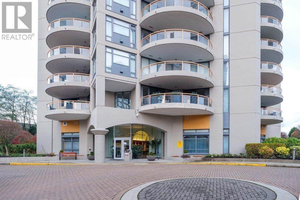Listing Picture 34 of 34 : 1802 4425 HALIFAX STREET, Burnaby / 本拿比 - 魯藝地產 Yvonne Lu Group - MLS Medallion Club Member