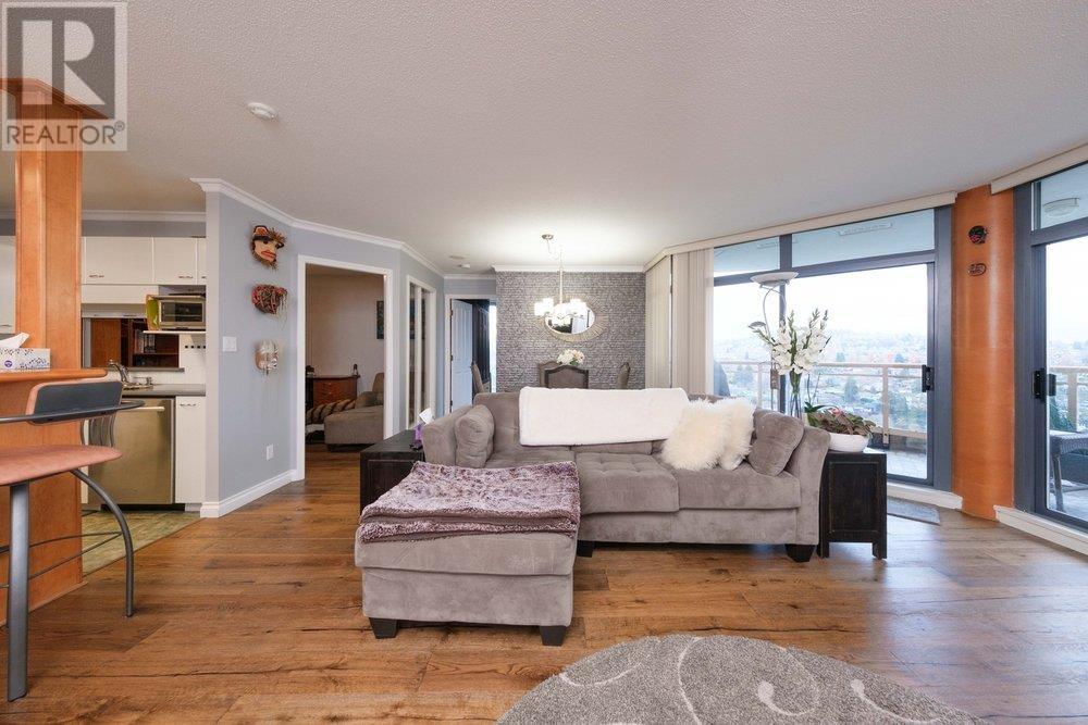 Listing Picture 4 of 34 : 1802 4425 HALIFAX STREET, Burnaby / 本拿比 - 魯藝地產 Yvonne Lu Group - MLS Medallion Club Member