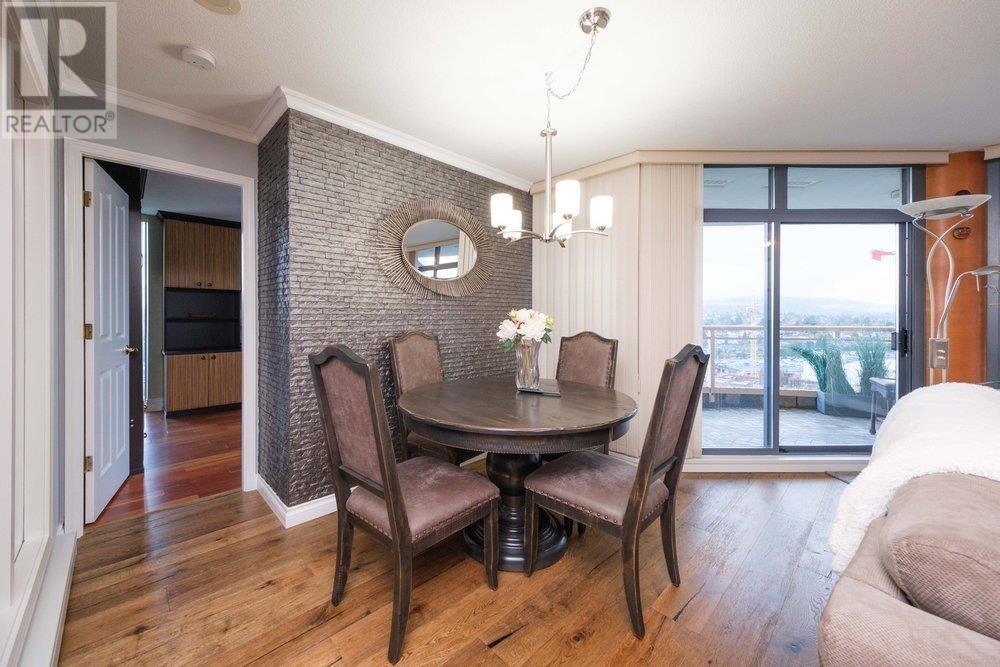 Listing Picture 9 of 34 : 1802 4425 HALIFAX STREET, Burnaby / 本拿比 - 魯藝地產 Yvonne Lu Group - MLS Medallion Club Member