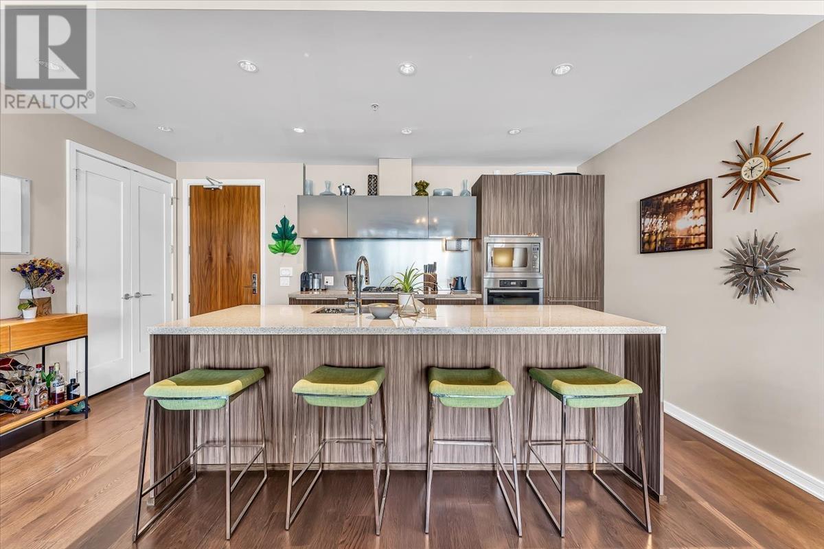 Listing Picture 12 of 36 : 504 77 WALTER HARDWICK AVENUE, Vancouver / 溫哥華 - 魯藝地產 Yvonne Lu Group - MLS Medallion Club Member