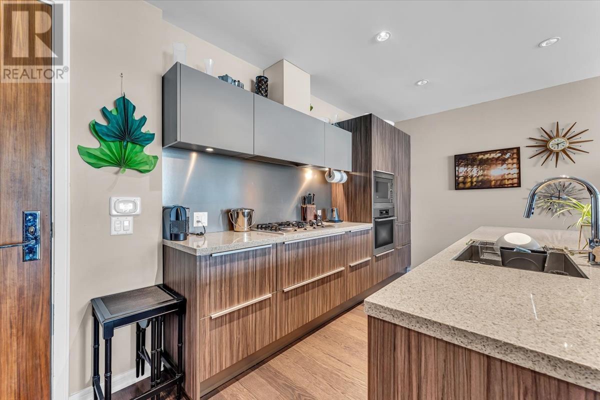 Listing Picture 14 of 36 : 504 77 WALTER HARDWICK AVENUE, Vancouver / 溫哥華 - 魯藝地產 Yvonne Lu Group - MLS Medallion Club Member