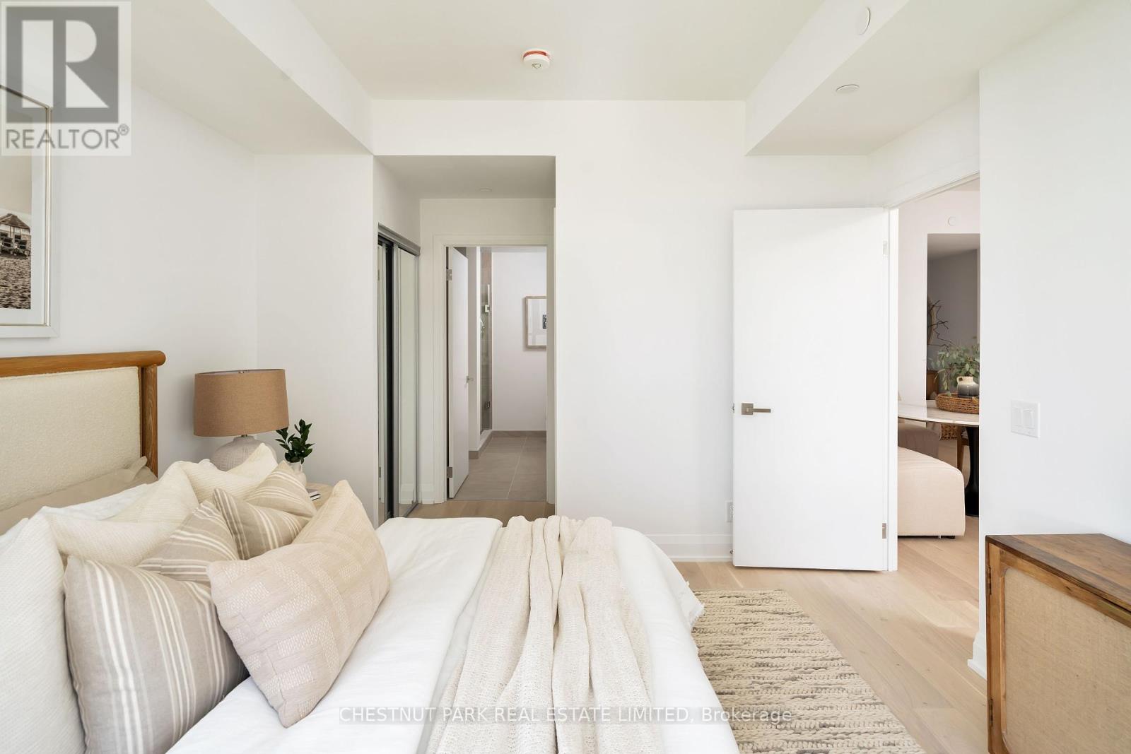 911 - 33 Frederick Todd Way, Toronto, Ontario  M4G 0C9 - Photo 15 - C11952914