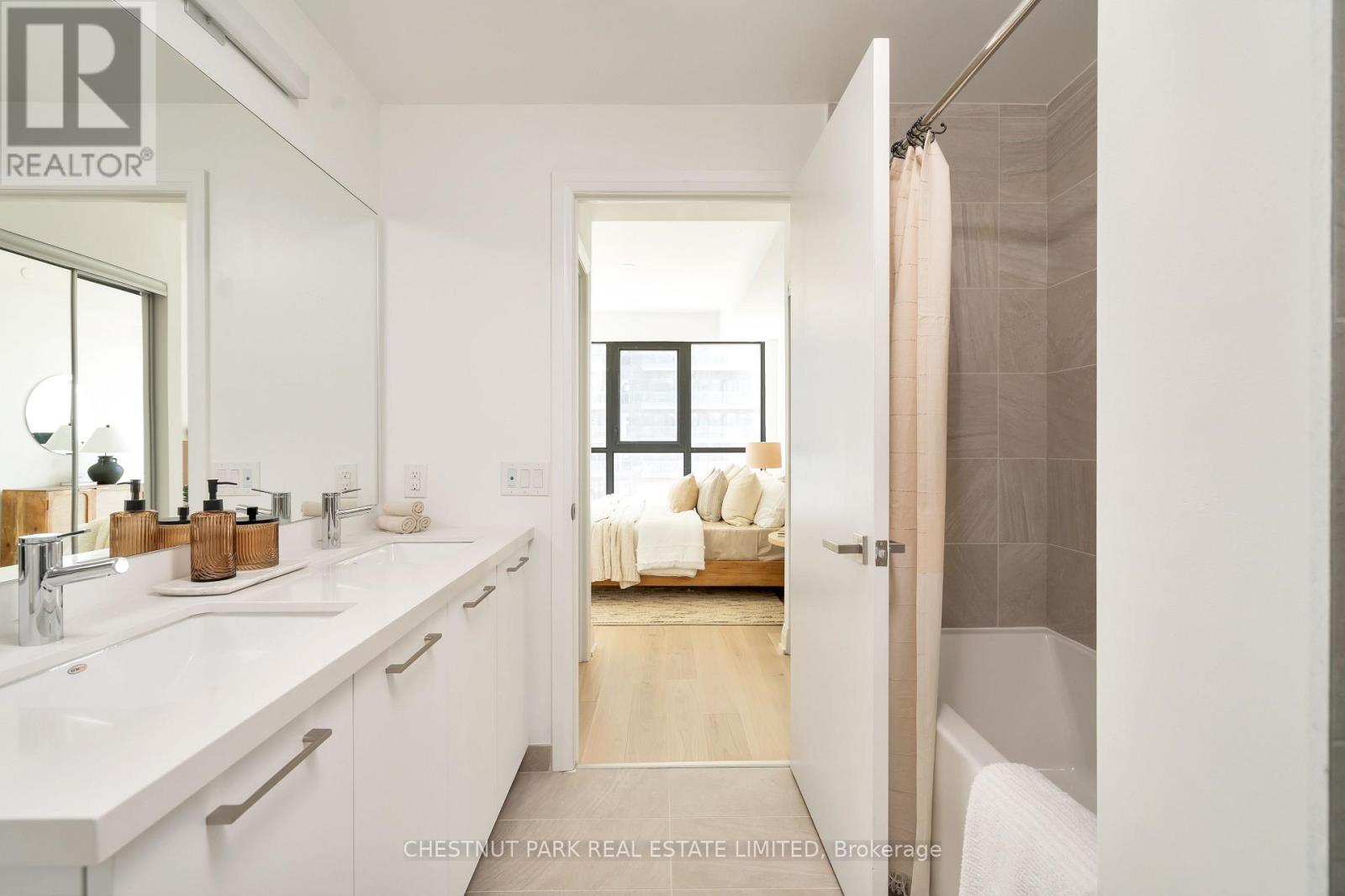 911 - 33 Frederick Todd Way, Toronto, Ontario  M4G 0C9 - Photo 21 - C11952914
