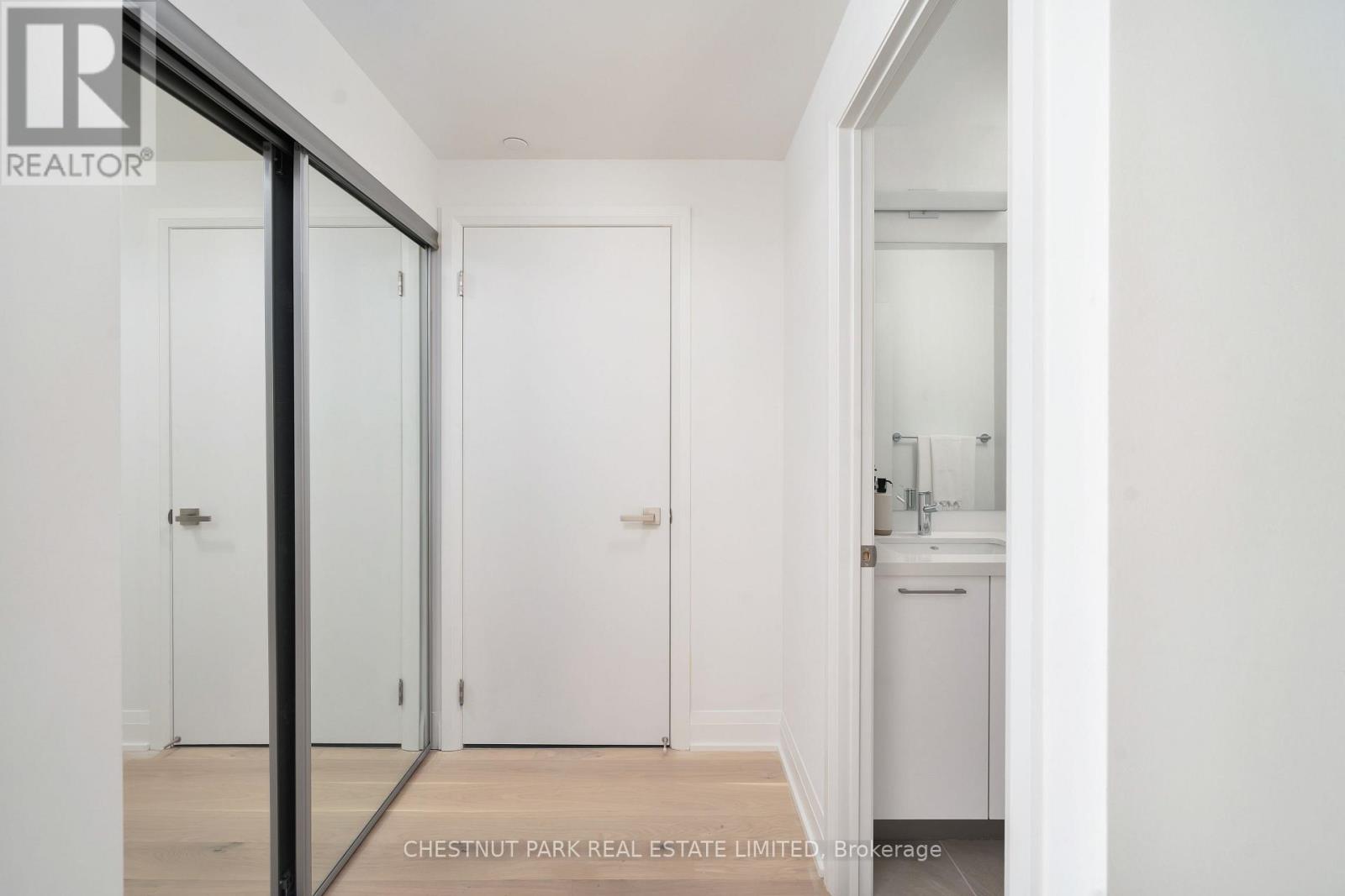 911 - 33 Frederick Todd Way, Toronto, Ontario  M4G 0C9 - Photo 27 - C11952914