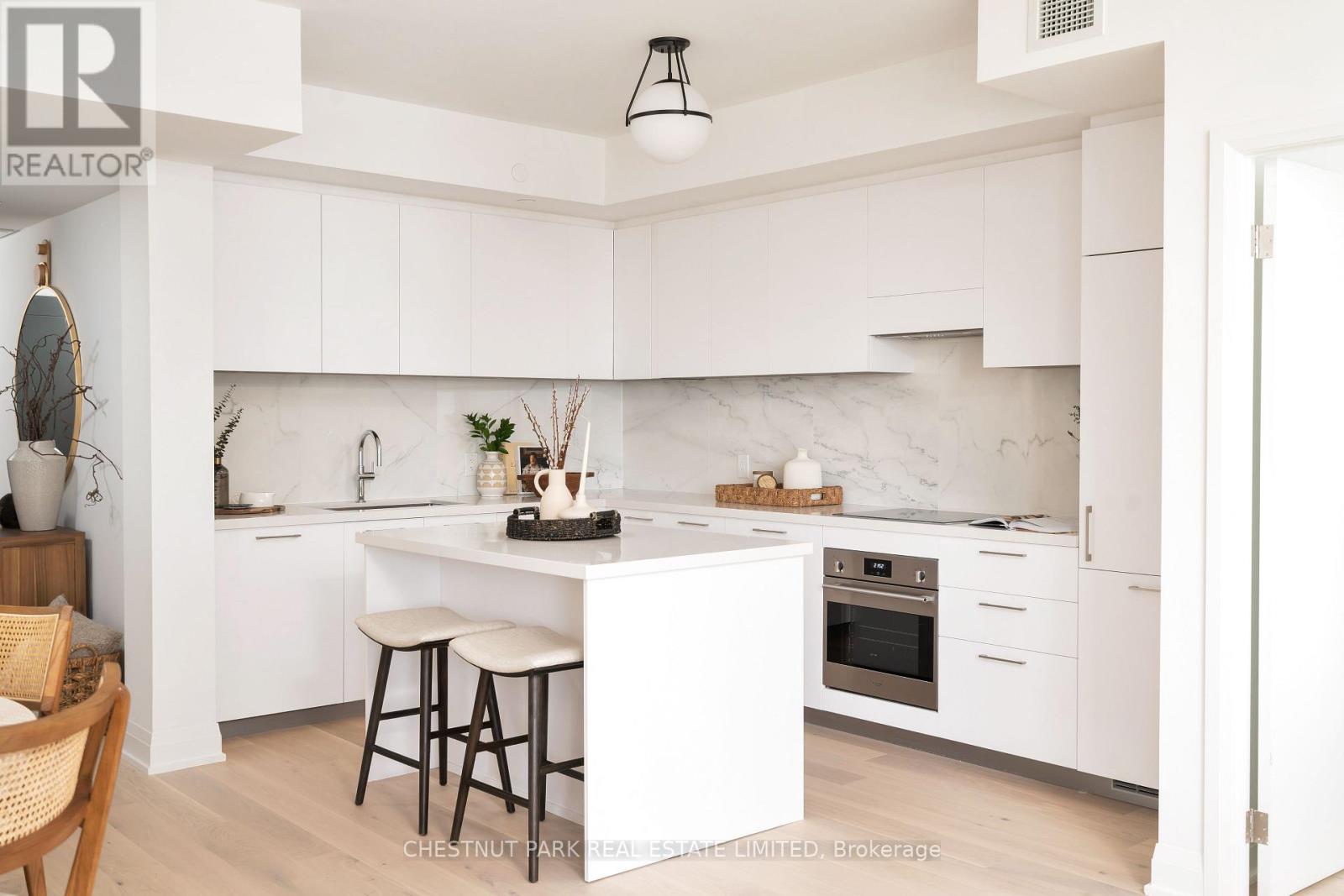 911 - 33 Frederick Todd Way, Toronto, Ontario  M4G 0C9 - Photo 8 - C11952914