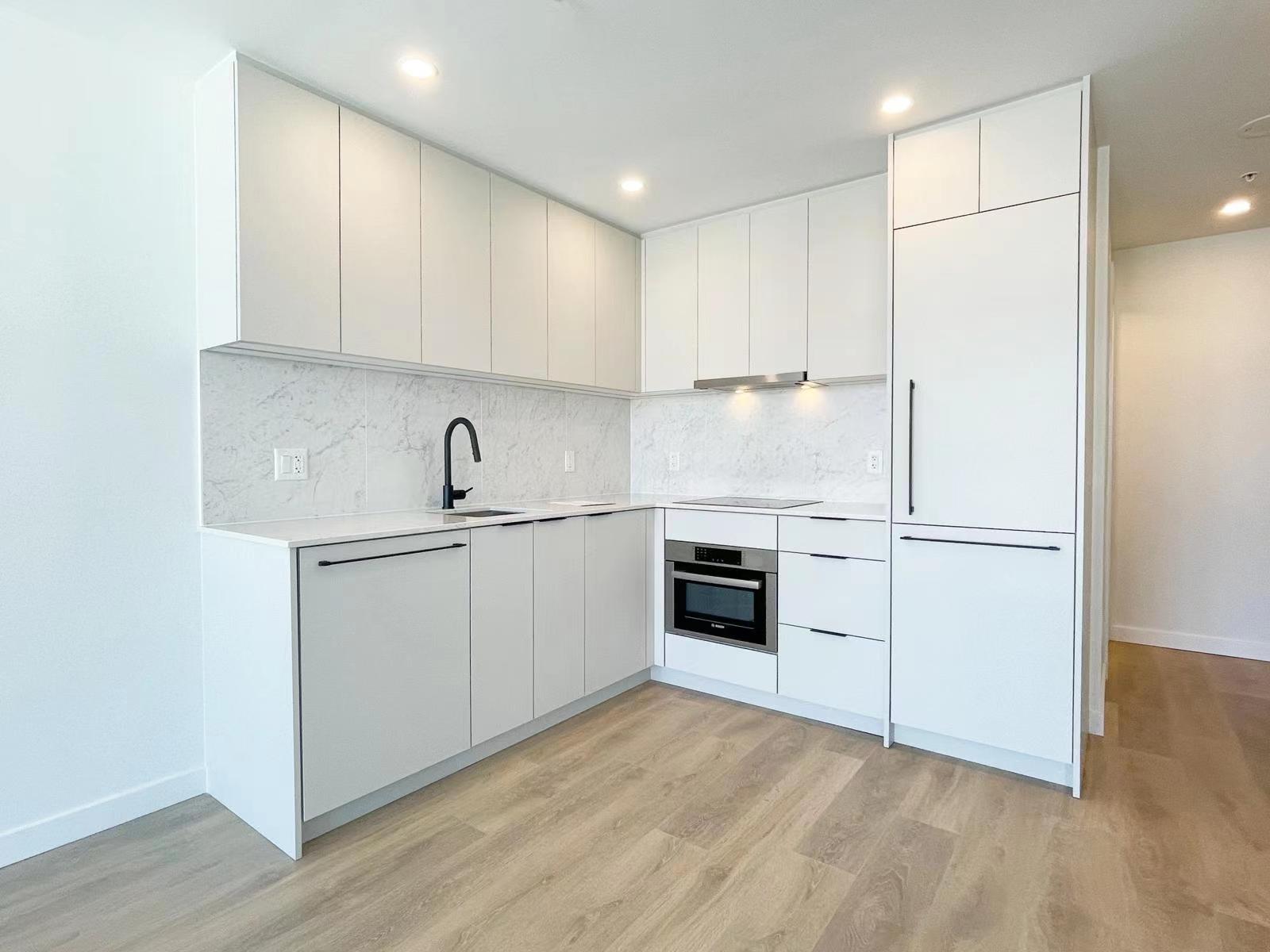 2212 13685 102 Avenue, Surrey, British Columbia  V3T 1N7 - Photo 3 - R2962686