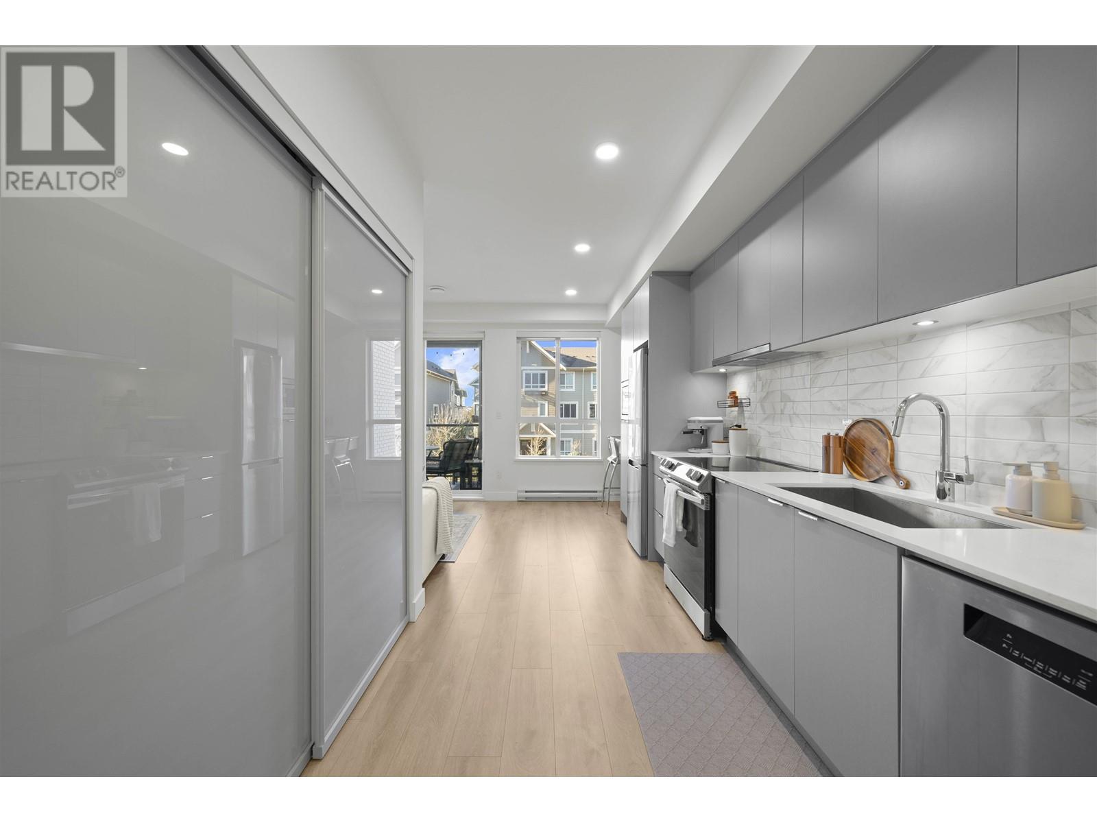 211 1792 Starling Drive, Tsawwassen, British Columbia  V4M 0E4 - Photo 11 - R2960359
