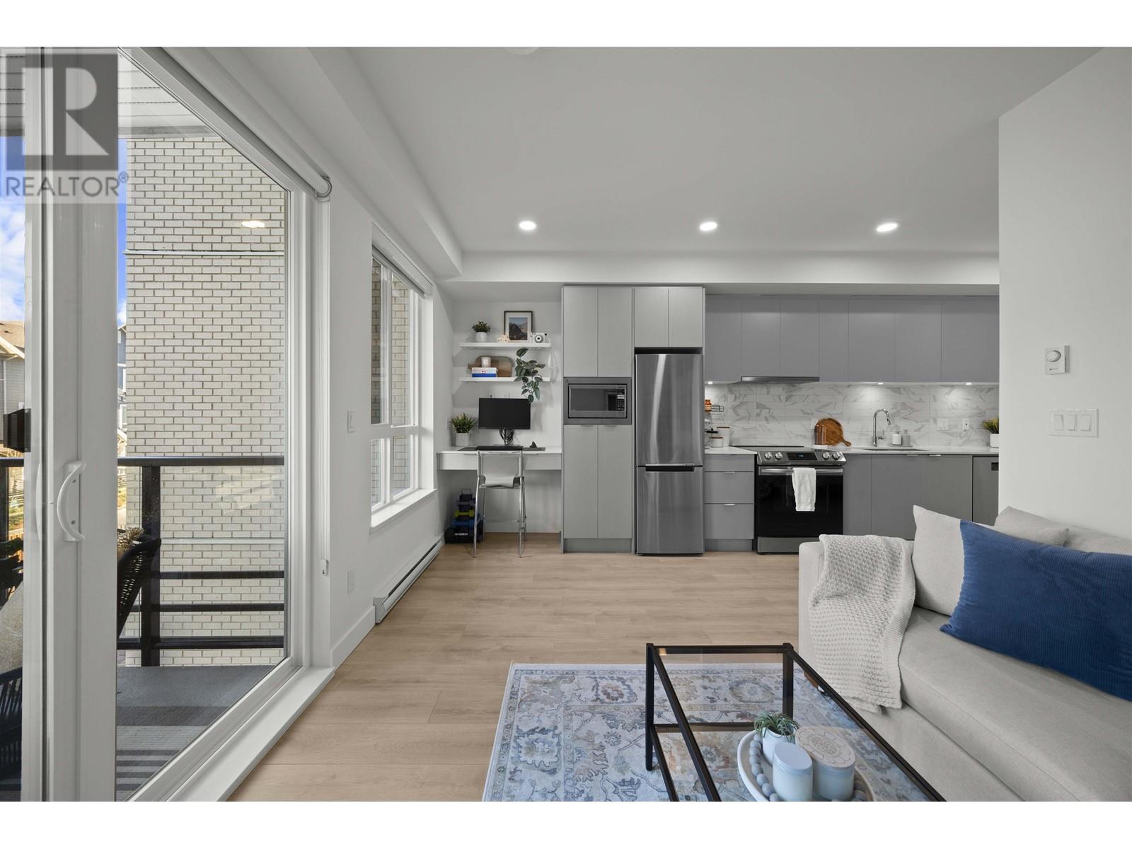 211 1792 STARLING DRIVE, Tsawwassen, British Columbia