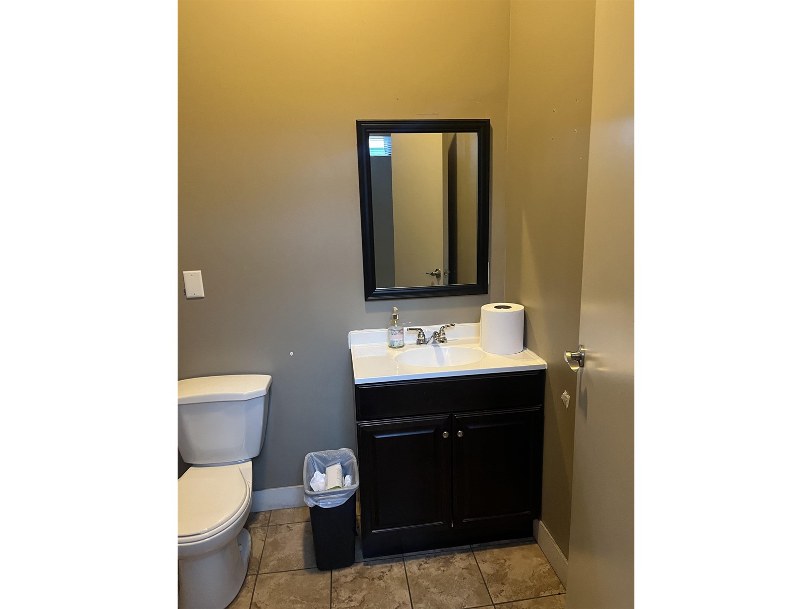 11 13015 84 Avenue, Surrey, British Columbia  V3W 1B3 - Photo 11 - C8065589