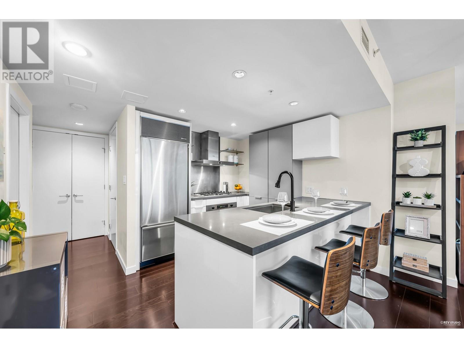 Listing Picture 8 of 40 : 1906 788 RICHARDS STREET, Vancouver / 溫哥華 - 魯藝地產 Yvonne Lu Group - MLS Medallion Club Member