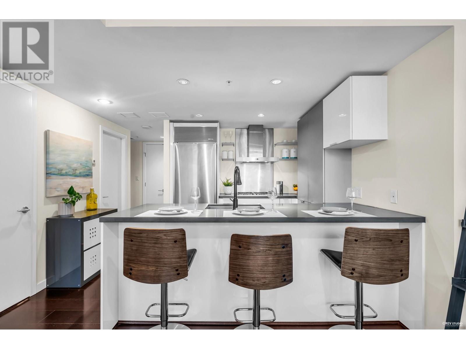 Listing Picture 10 of 40 : 1906 788 RICHARDS STREET, Vancouver / 溫哥華 - 魯藝地產 Yvonne Lu Group - MLS Medallion Club Member