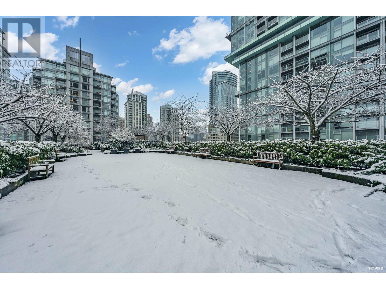 Listing Picture 36 of 40 : 1906 788 RICHARDS STREET, Vancouver / 溫哥華 - 魯藝地產 Yvonne Lu Group - MLS Medallion Club Member