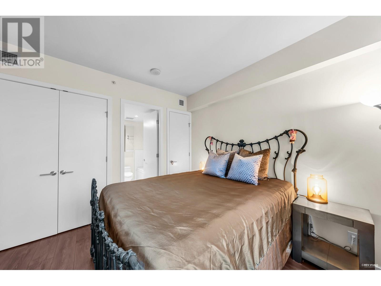 Listing Picture 19 of 40 : 1906 788 RICHARDS STREET, Vancouver / 溫哥華 - 魯藝地產 Yvonne Lu Group - MLS Medallion Club Member