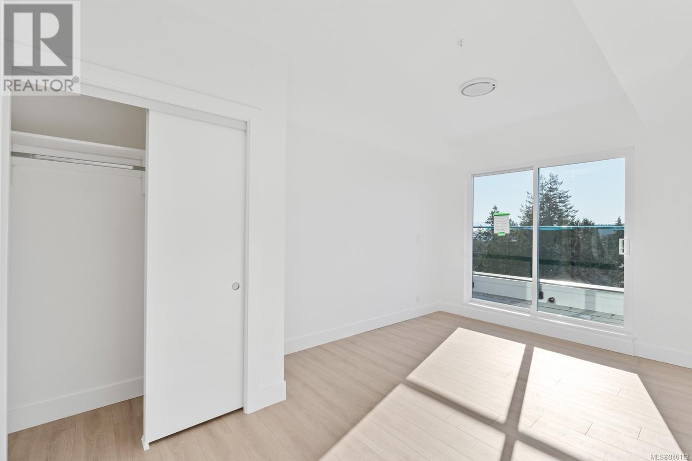 Property at 412 258 Helmcken Rd image 4