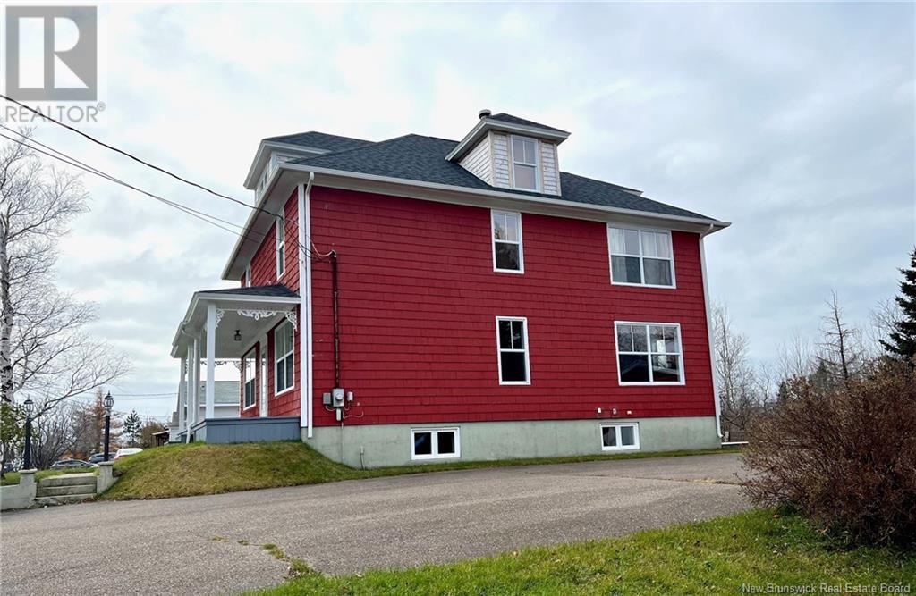 110 Rue Des Champs, Lamèque, New Brunswick  E8T 1E7 - Photo 4 - NB112089