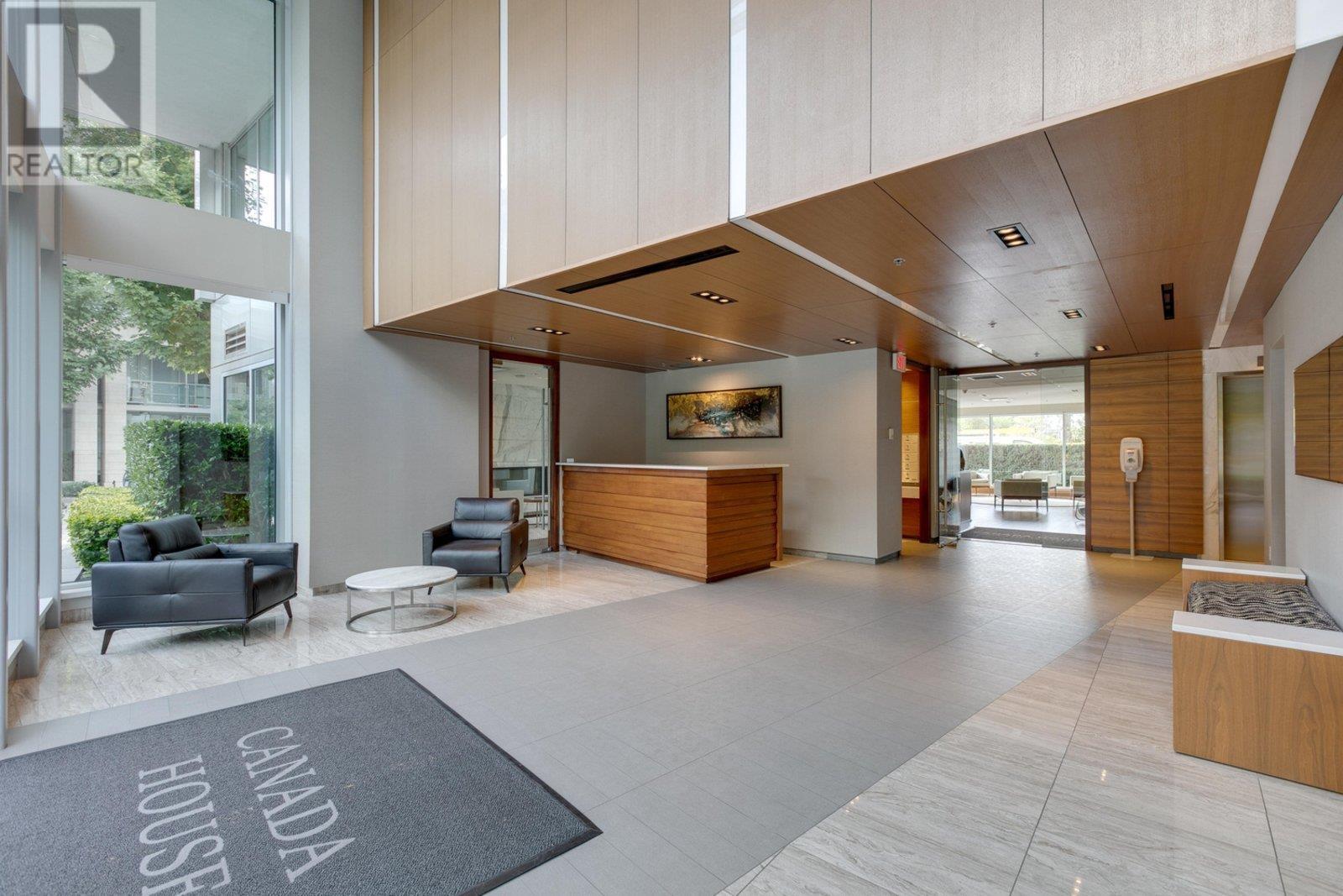 Listing Picture 29 of 29 : 102 151 W ATHLETES WAY, Vancouver / 溫哥華 - 魯藝地產 Yvonne Lu Group - MLS Medallion Club Member