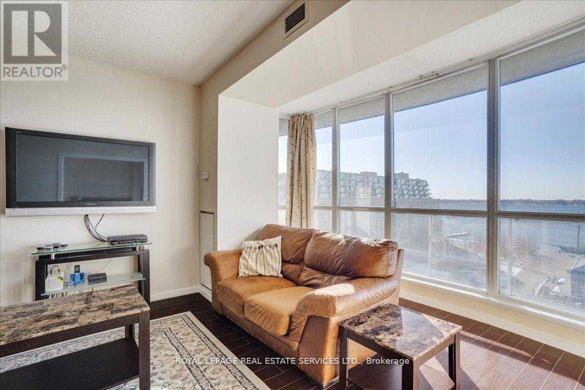 1007 - 218 Queens Quay W, Toronto, Ontario  M5J 2Y6 - Photo 34 - C11953325